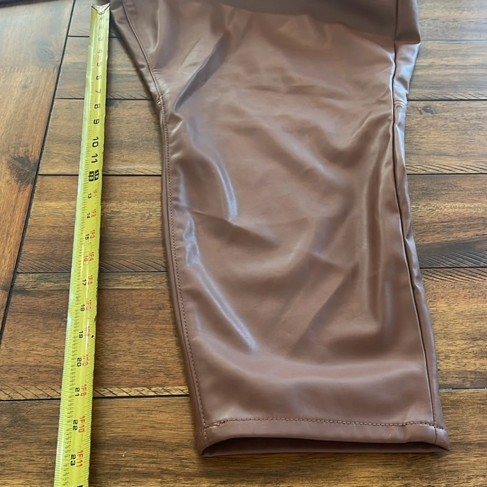 Torrid  Plus Size 24S Dress Pants Skinny Pants Root Beer Brown Faux Leather - Picture 9 of 10